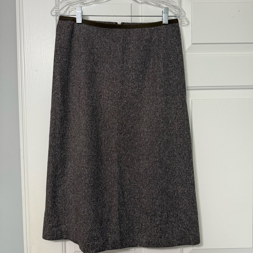 Ann Taylor Stretch A-Line Skirt Size 6